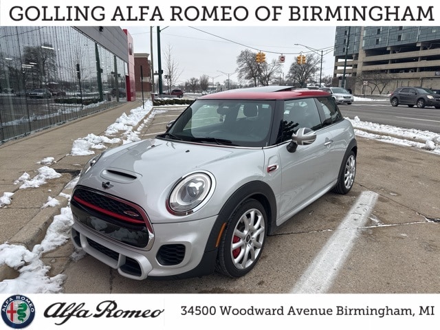 2016 MINI Cooper John Cooper Works's photo