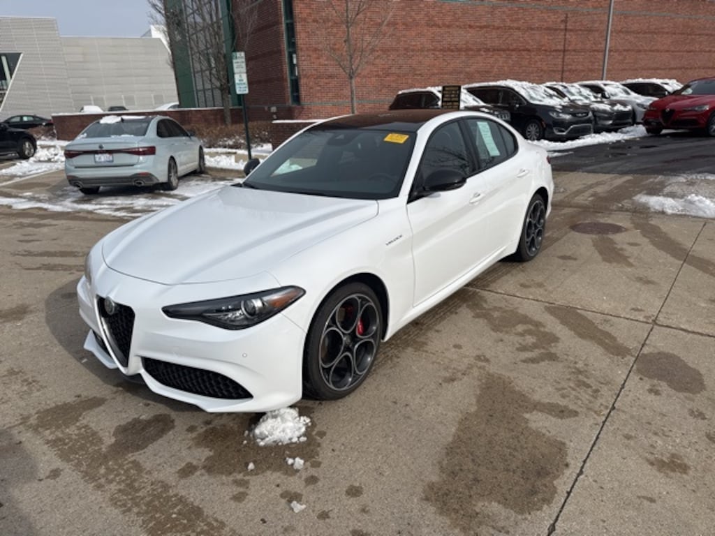 Used 2023 Alfa Romeo Giulia Veloce Sedan