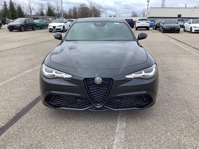 2025 Alfa Romeo Giulia Base - Photo 8