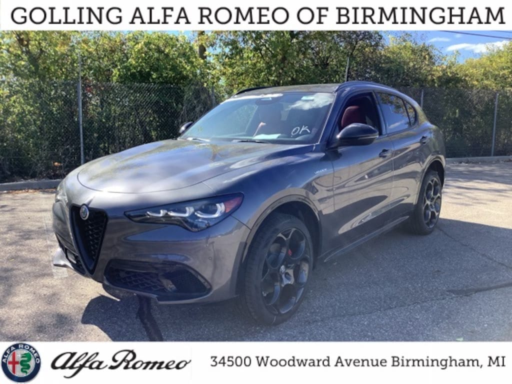 New 2025 Alfa Romeo Stelvio AWD Sport Utility