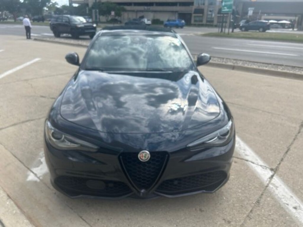 Used 2023 Alfa Romeo Giulia Veloce Sedan