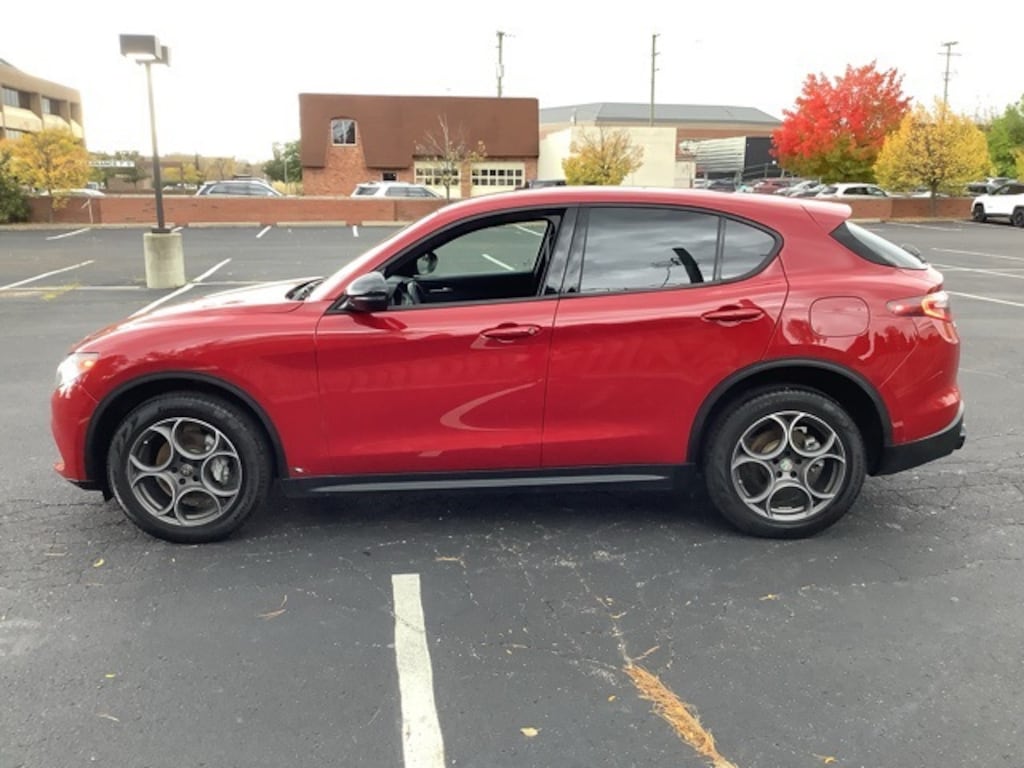 Used 2024 Alfa Romeo Stelvio Sprint SUV