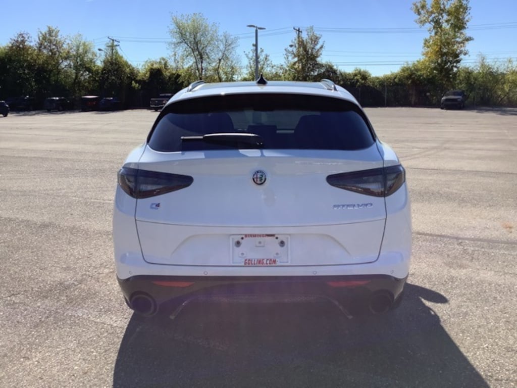 New 2025 Alfa Romeo Stelvio AWD Sport Utility