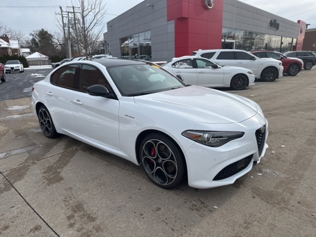 Used 2023 Alfa Romeo Giulia Veloce Sedan