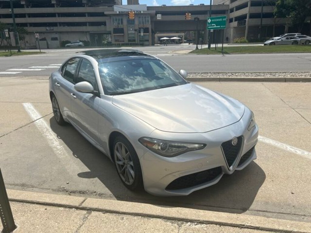 Used 2022 Alfa Romeo Giulia Ti Sedan