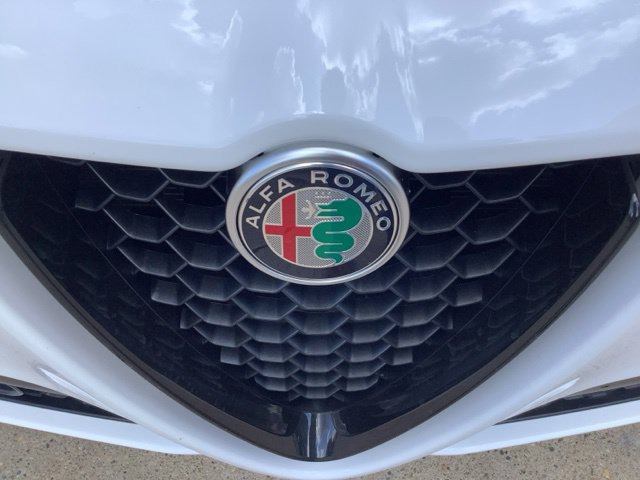 2023 Alfa Romeo Stelvio Veloce - Photo 11