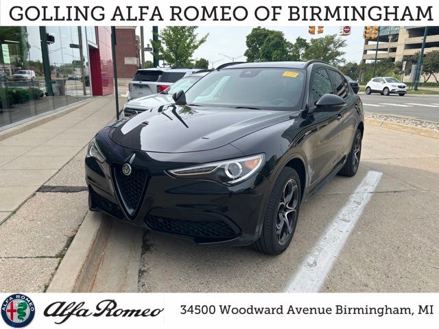 2023 Alfa Romeo Stelvio Veloce AWD's photo