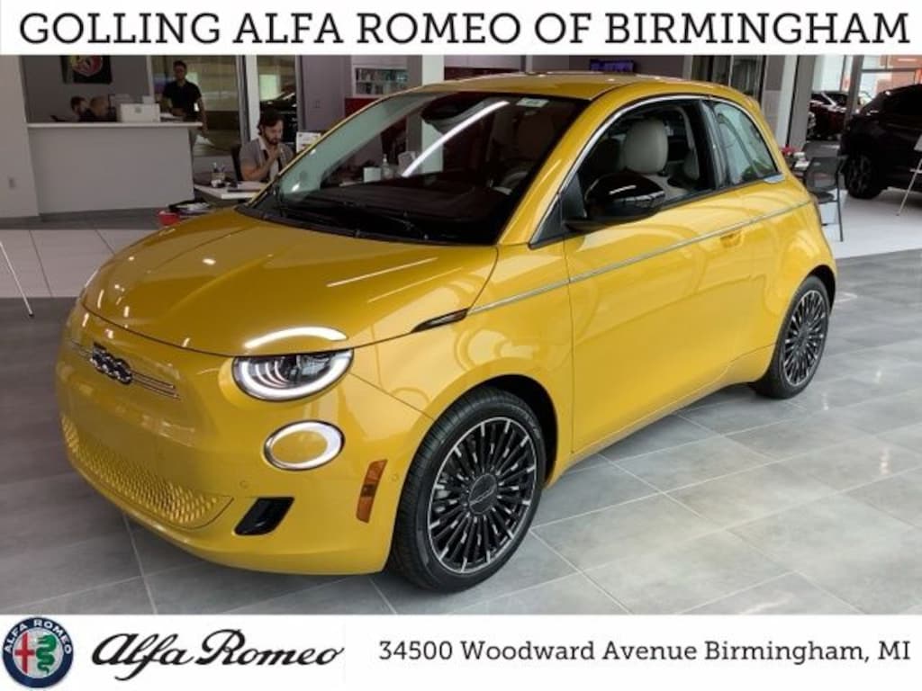 New 2026 FIAT 500e ICONA Hatchback