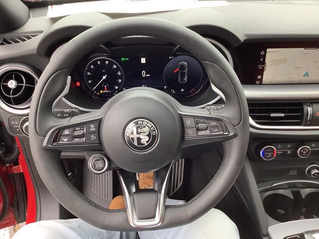 2026 Alfa Romeo Stelvio Base - Photo 11