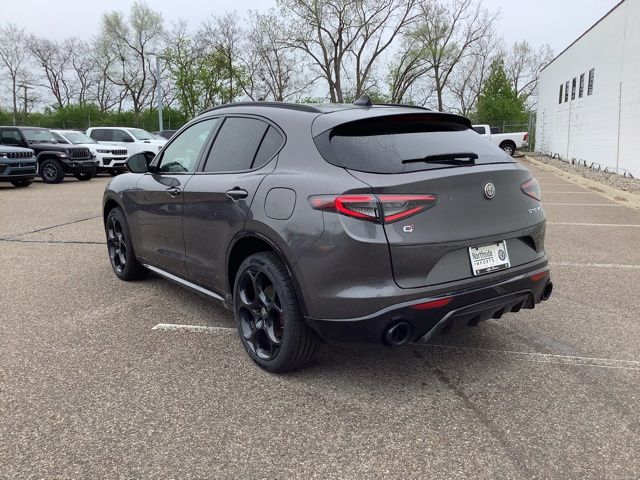 2026 Alfa Romeo Stelvio Base - Photo 3
