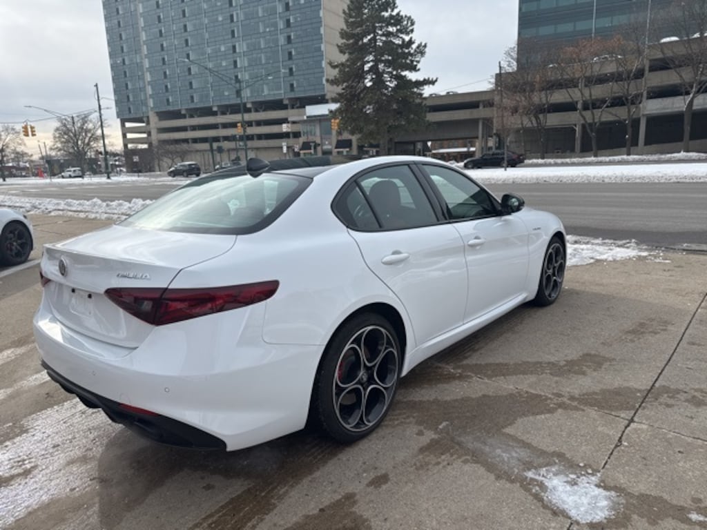Used 2023 Alfa Romeo Giulia Veloce Sedan