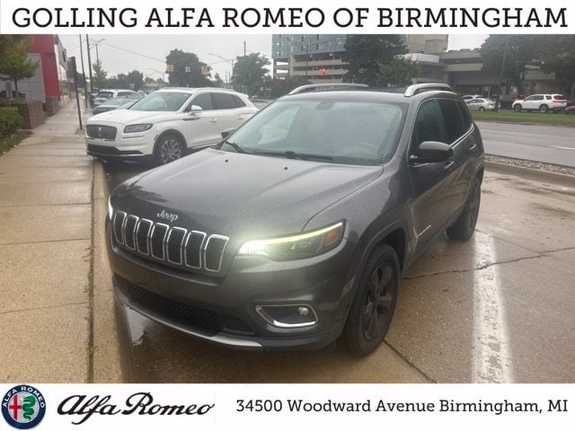 Used 2019 Jeep Cherokee Limited with VIN 1C4PJMDX2KD322810 for sale in Birmingham, MI