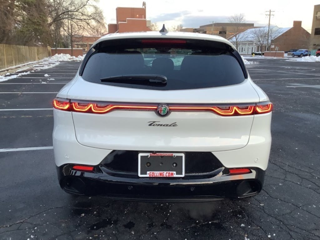 Certified 2025 Alfa Romeo Tonale Base SUV