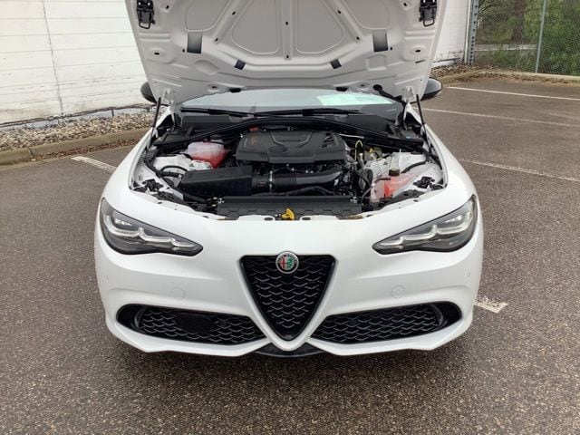 2026 Alfa Romeo Giulia Base - Photo 26