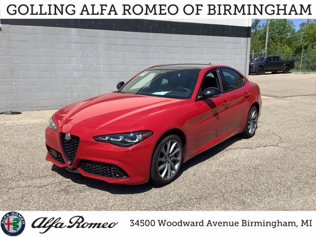 2025 Alfa Romeo Giulia Giulia AWD's photo