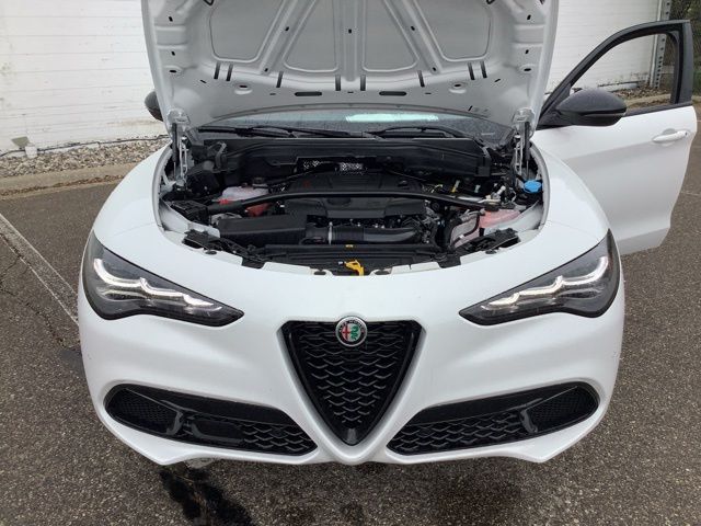 2026 Alfa Romeo Stelvio Base - Photo 28