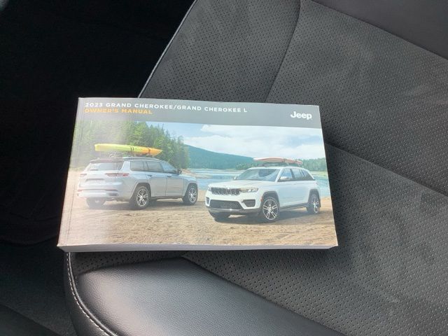 2023 Jeep Grand Cherokee L Altitude - Photo 19