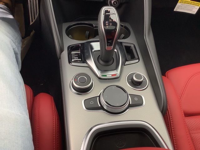 2026 Alfa Romeo Giulia Base - Photo 19