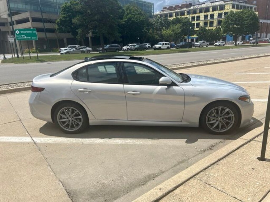 Used 2022 Alfa Romeo Giulia Ti Sedan