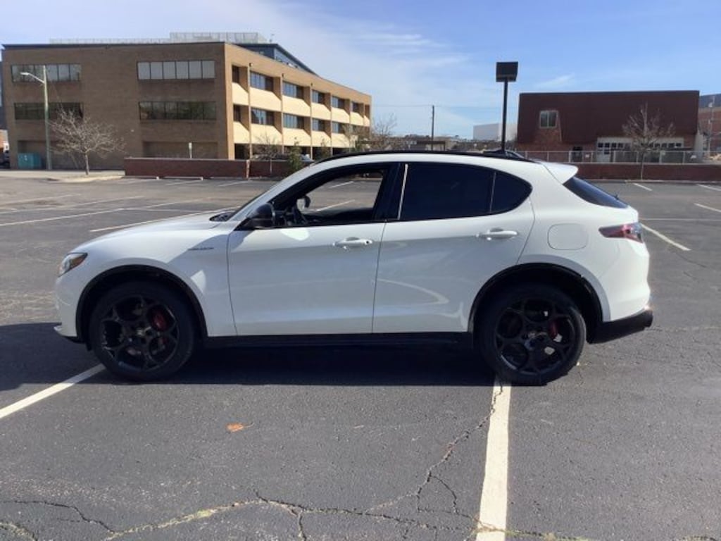 New 2026 Alfa Romeo Stelvio AWD Sport Utility