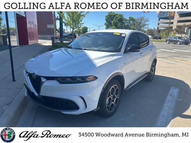 2024 Alfa Romeo Tonale TI's photo