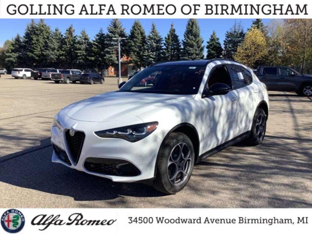 New 2025 Alfa Romeo Stelvio AWD Sport Utility