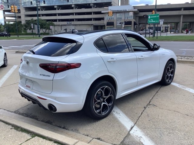 2023 Alfa Romeo Stelvio Veloce - Photo 6