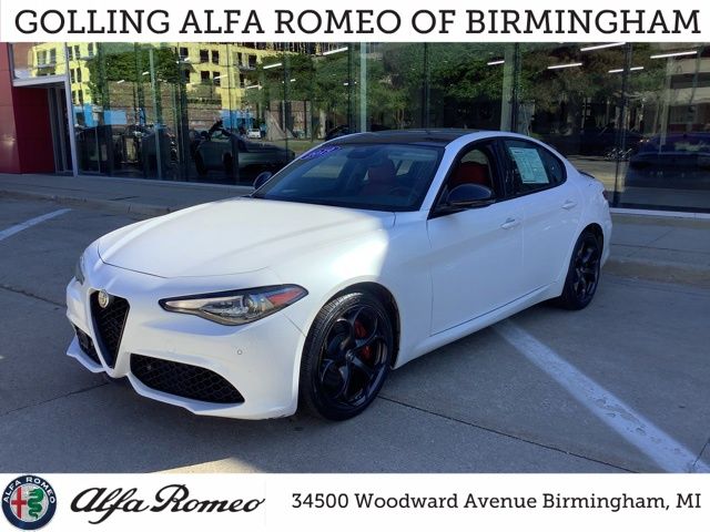 2019 Alfa Romeo Giulia 2.0 Ti Sport Auto AWD's photo