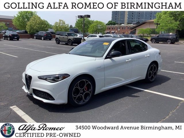 2024 Alfa Romeo Giulia Veloce AWD's photo