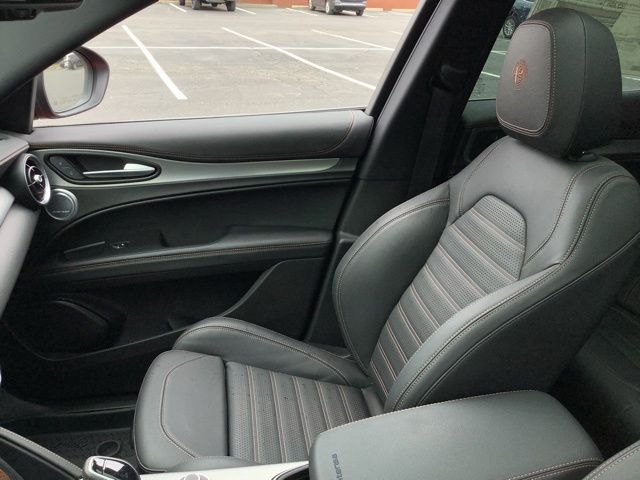 2025 Alfa Romeo Stelvio Intensa - Photo 22