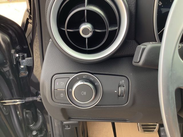 2025 Alfa Romeo Giulia Base - Photo 11
