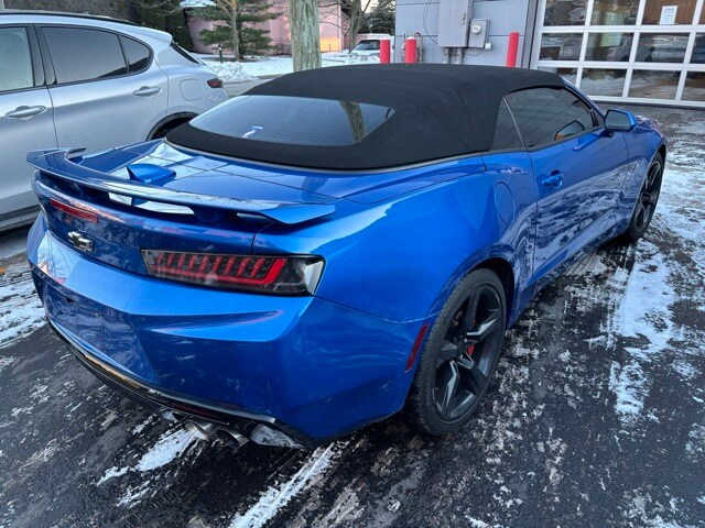 2017 Chevrolet Camaro 2SS photo 3