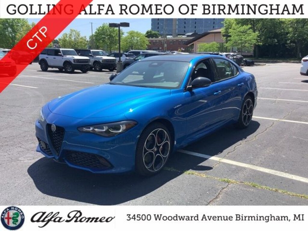 Used 2025 Alfa Romeo Giulia Veloce Sedan