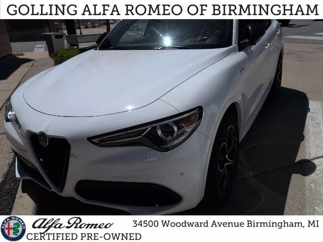 2023 Alfa Romeo Stelvio Veloce AWD's photo