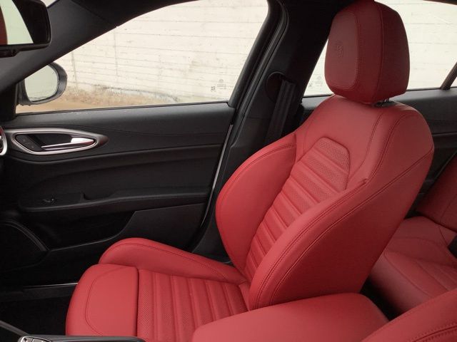 2026 Alfa Romeo Giulia Base - Photo 22