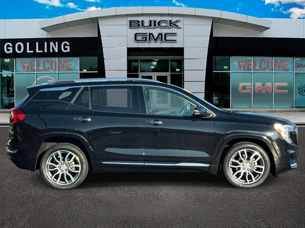 Used 2023 GMC Terrain Denali SUV