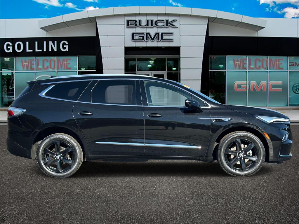Used 2024 Buick Enclave Essence SUV