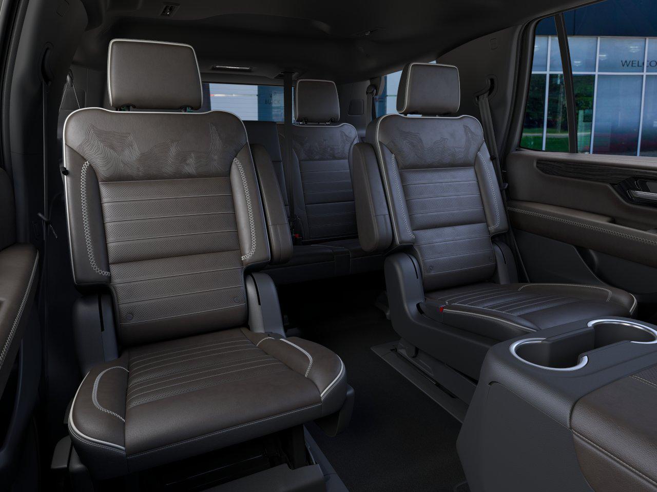 2026 GMC Yukon Denali Ultimate - Photo 17