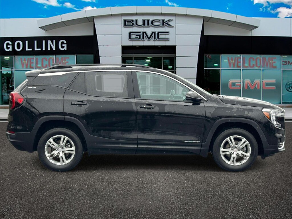 Used 2023 GMC Terrain SLE SUV