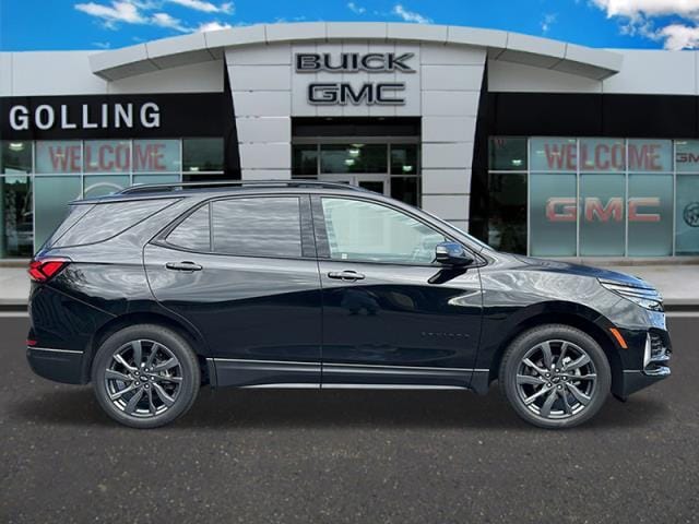 Used 2022 Chevrolet Equinox RS with VIN 2GNAXWEV8N6153142 for sale in Bloomfield, MI