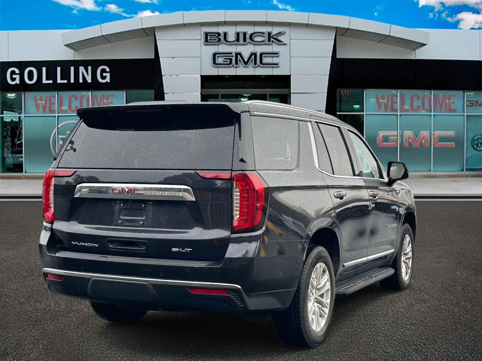 2023 Gmc Yukon SLT photo 2