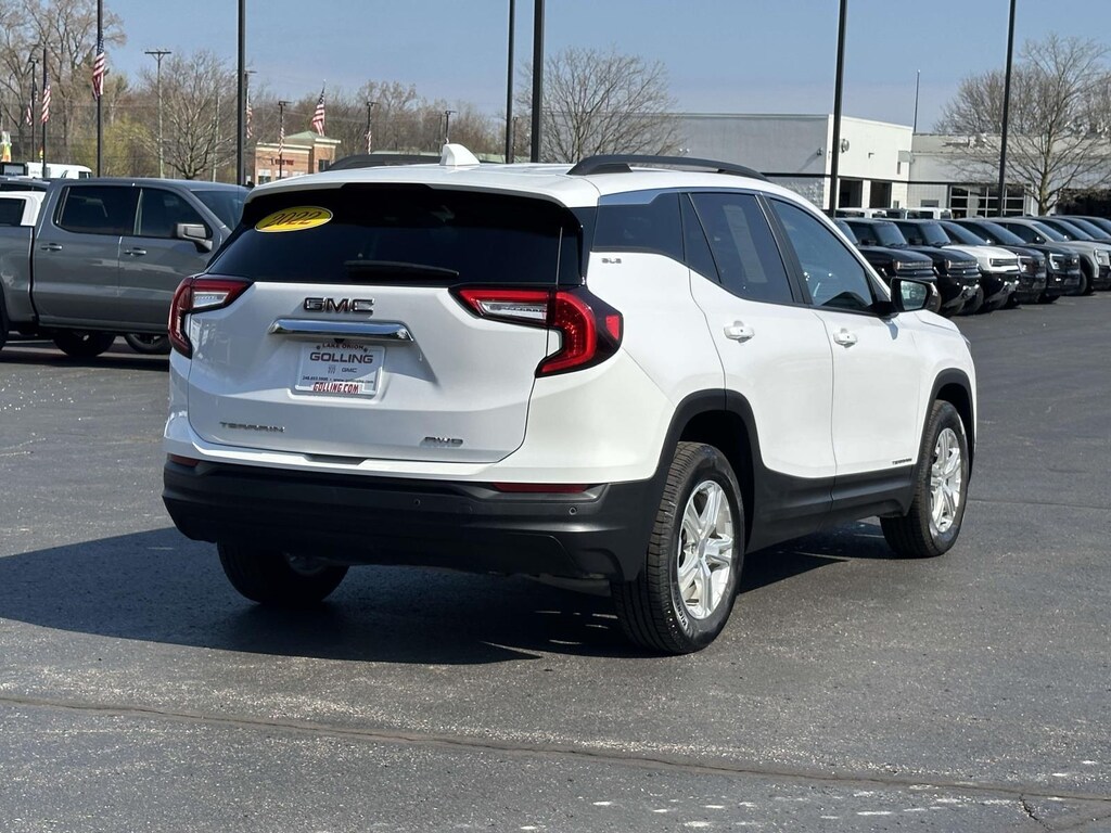 Used 2022 GMC Terrain SLE SUV