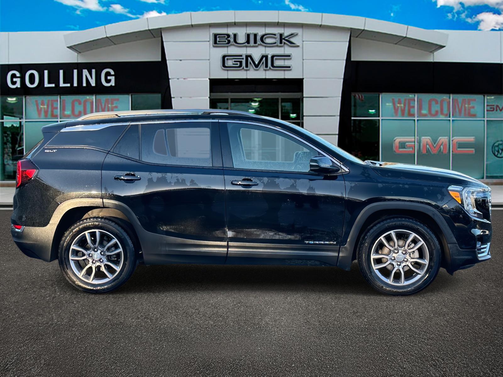 2023 Gmc Terrain SLT photo 2