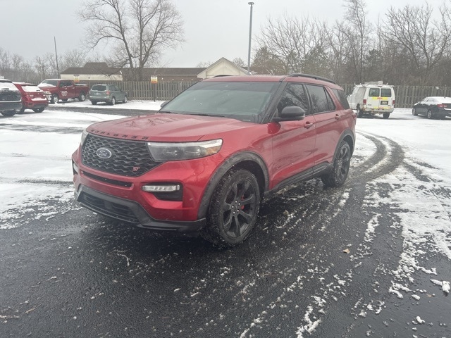 2020 Ford Explorer ST's photo