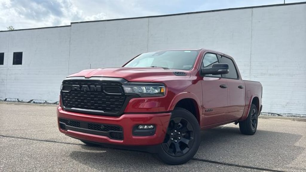 New 2027 Ram 1500 BIG HORN CREW CAB 4X4 5'7 BOX Pickup
