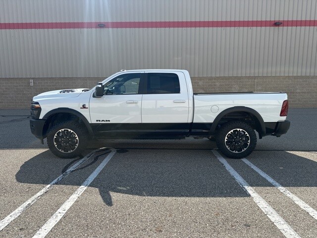 2025 Ram 2500 Power Wagon photo 4