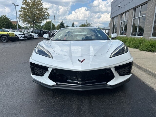 2023 Chevrolet Corvette Stingray Convertible photo 2