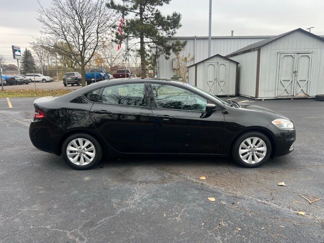2015 Dodge Dart SE Aero photo 3