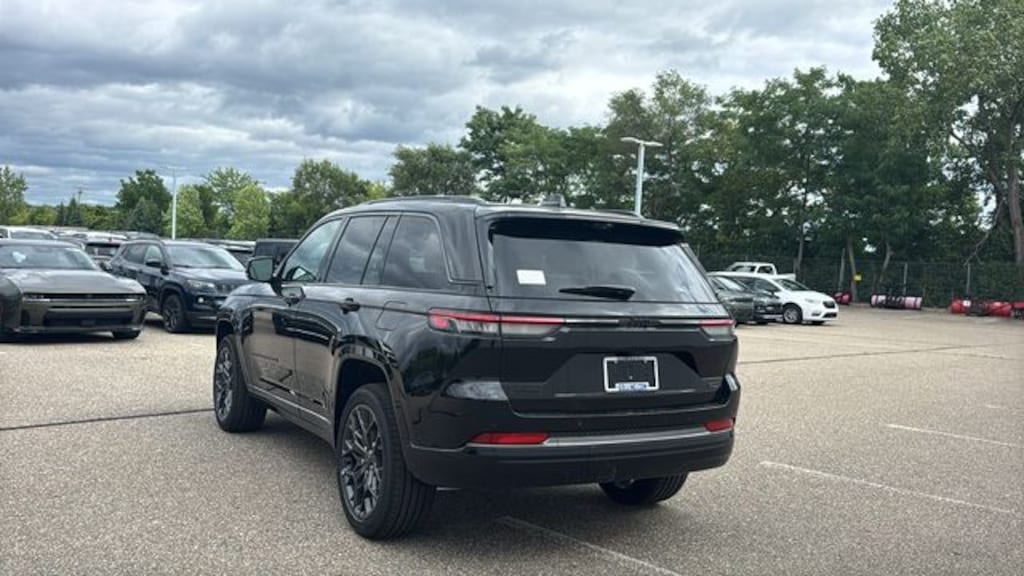 New 2027 Jeep Grand Cherokee 2 Row SUMMIT 4X4 Sport Utility