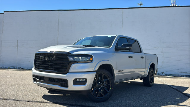2027 Ram 1500 LARAMIE CREW CAB 4X4 5'7 BOX Pickup
